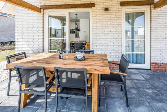 Terrasse Unterkunft | Beach Resort Nieuwvliet-Bad